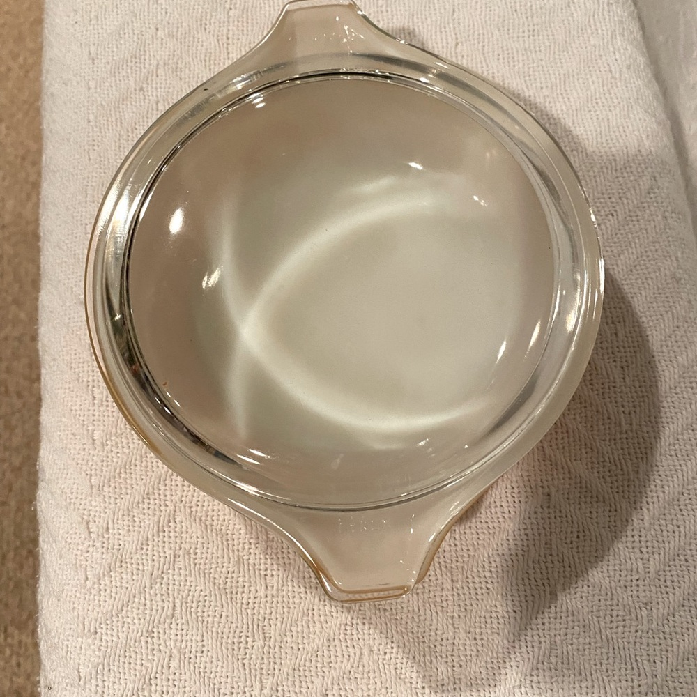 Small Pyrex Dish - Picture 2 of 3
